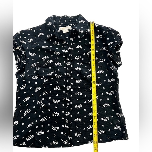 MICHAEL Kors Button Down Cap Sleeve Blouse - Size 12P - Picture 10 of 11